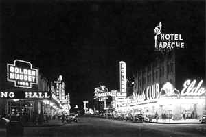 Fremont St, Las Vegas 1948. Photo: Manis Collection, University of Nevada-Las Vegas Library. 